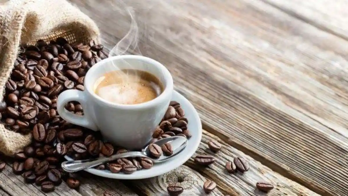 HASIL Penelitian: Secangkir Kopi Sehari Kurangi Risiko Gagal Jantung, Tanpa Campuran Lebih Baik