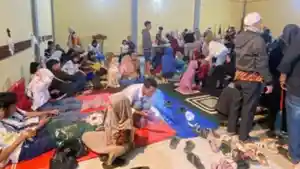 20251006-Siswa-keracunan-MBG-di-Jawa-Barat-jalani-perawatan.jpg