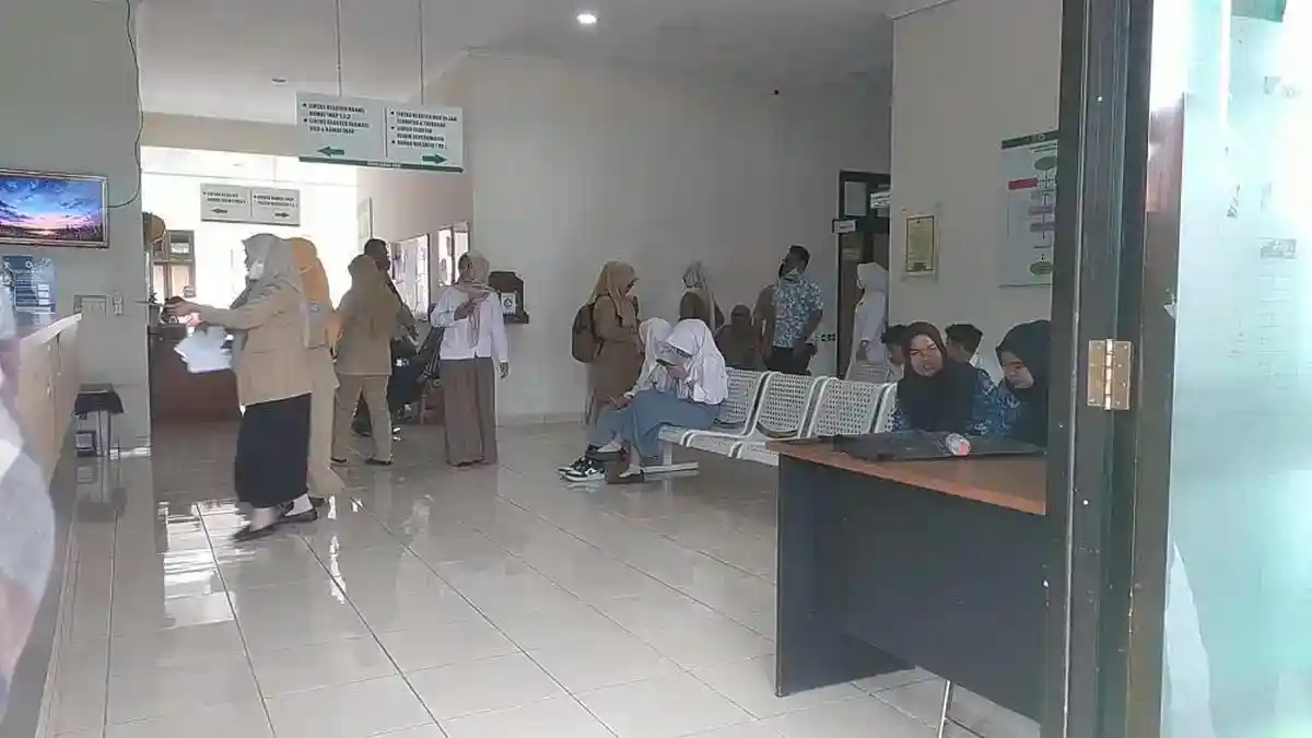 Korban Keracunan MBG di Sleman Melonjak Jadi 101 Siswa, Dua Dirawat di ...