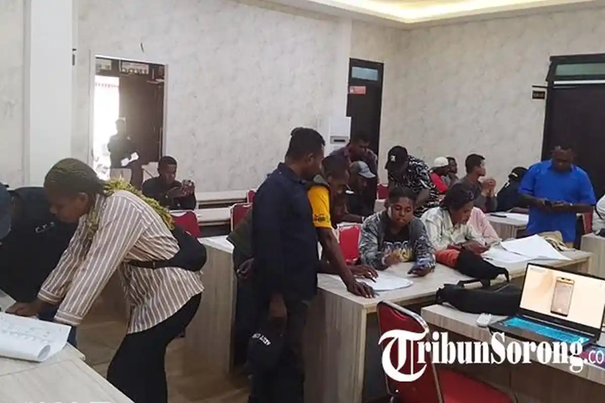 Masih Ada yang Belum Paham Sirekap, PPD Aitinyo Minta Pelatihan Lebih Awal ke Operator KPU Maybrat