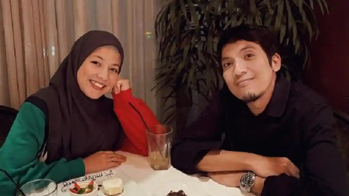 Terkuak ! Ternyata Desta dan Natasha Rizky Sudah Pisah Rumah Selama Satu Tahun