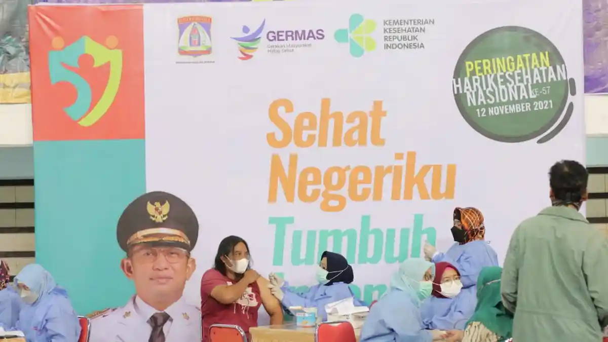 Hari Kesehatan Nasional, Jubir Satgas Covid-19: Pemerintah Menjamin Semua Vaksin Corona