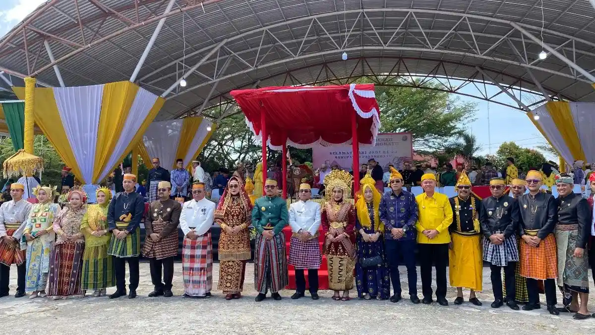 Hadiri Upacara HUT ke-23 Pasangkayu, Gubernur Sulbar Suhardi Duka Tekankan Sinergi dan Integritas