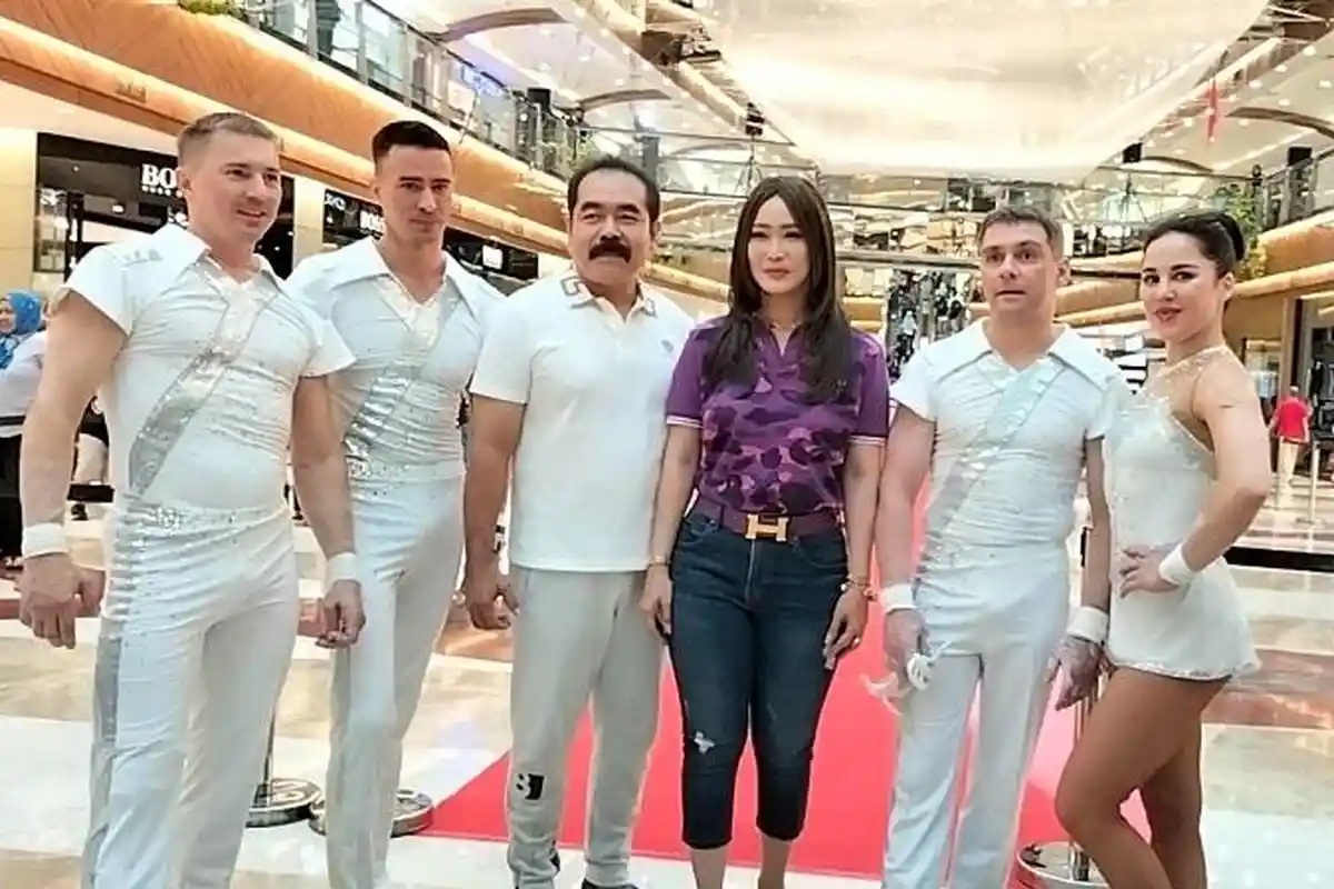 Inul Daratista Hobi Nonton Sirkus karena Mendebarkan