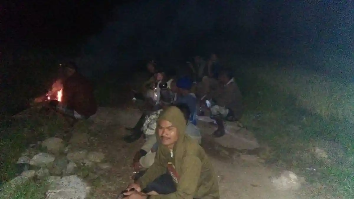 Warga Glumpang Tiga Pidie Halau Kawanan Gajah Liar ke Perbukitan Glee Rimba