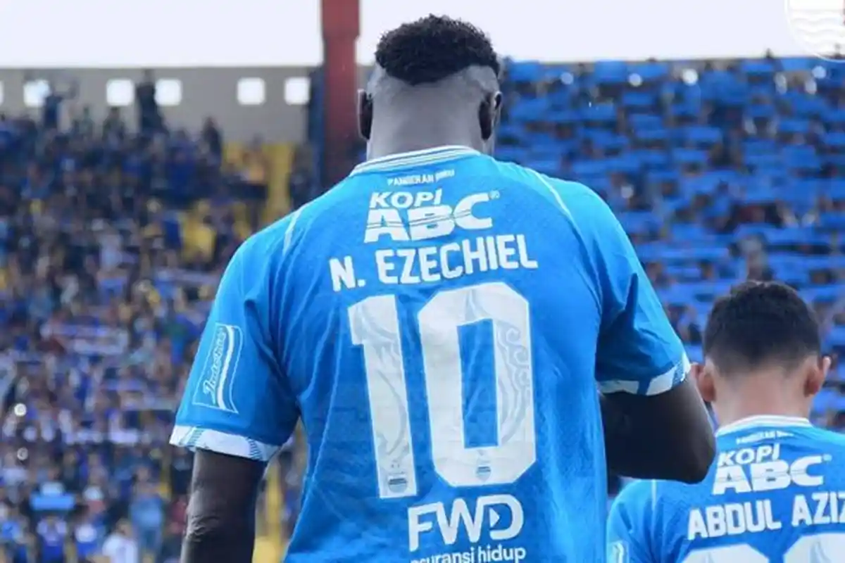 Kemenangan Telak Persib Bandung atas Persipura Ternoda oleh Ulah 3 Pilar Asing, Termasuk Ezechiel