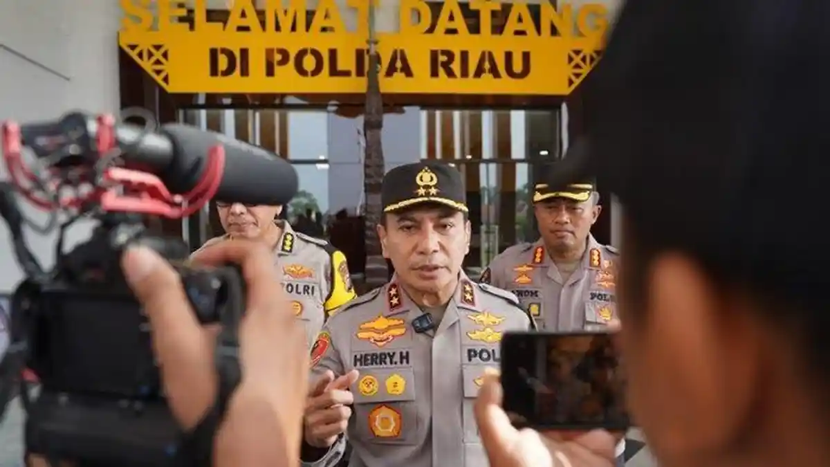 Kapolda Riau Irjen Herry Heryawan Nyatakan Perang Lawan Preman dan ...