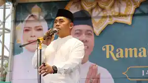 THR-ASN-Bupati-Wajo-Andi-Rosman-saat-beri-sambutan9999999.jpg