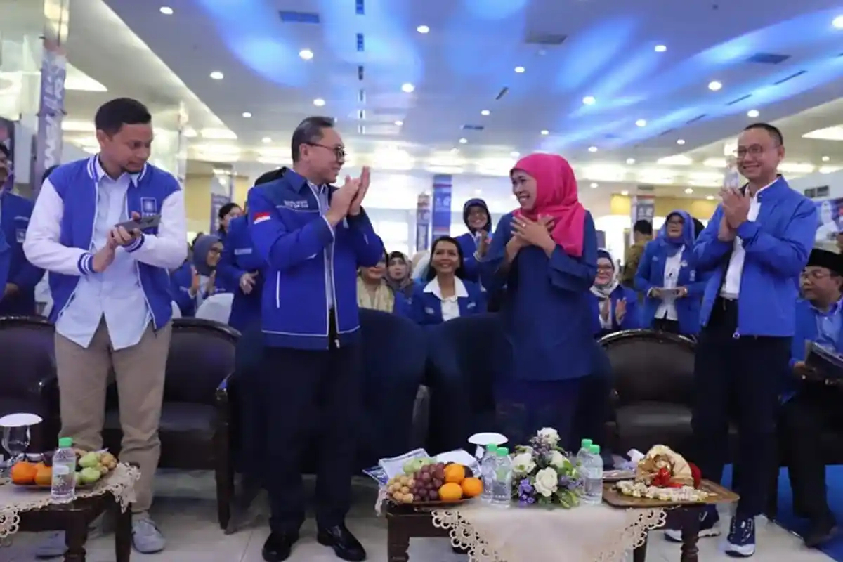 Saat Khofifah Puji Kerja Keras Kader PAN Menangkan Pilgub