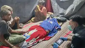 Jenazah-korban-Fatrian-Jehadus-alias-Rian-28-warga-Kampung-Rua.jpg