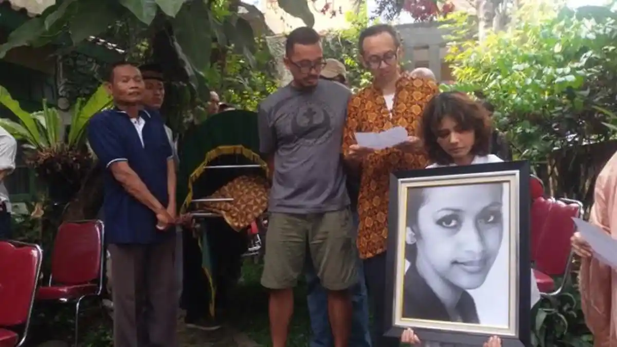 Peragawati Papan Atas Era 70-an Nani Sakri Meninggal