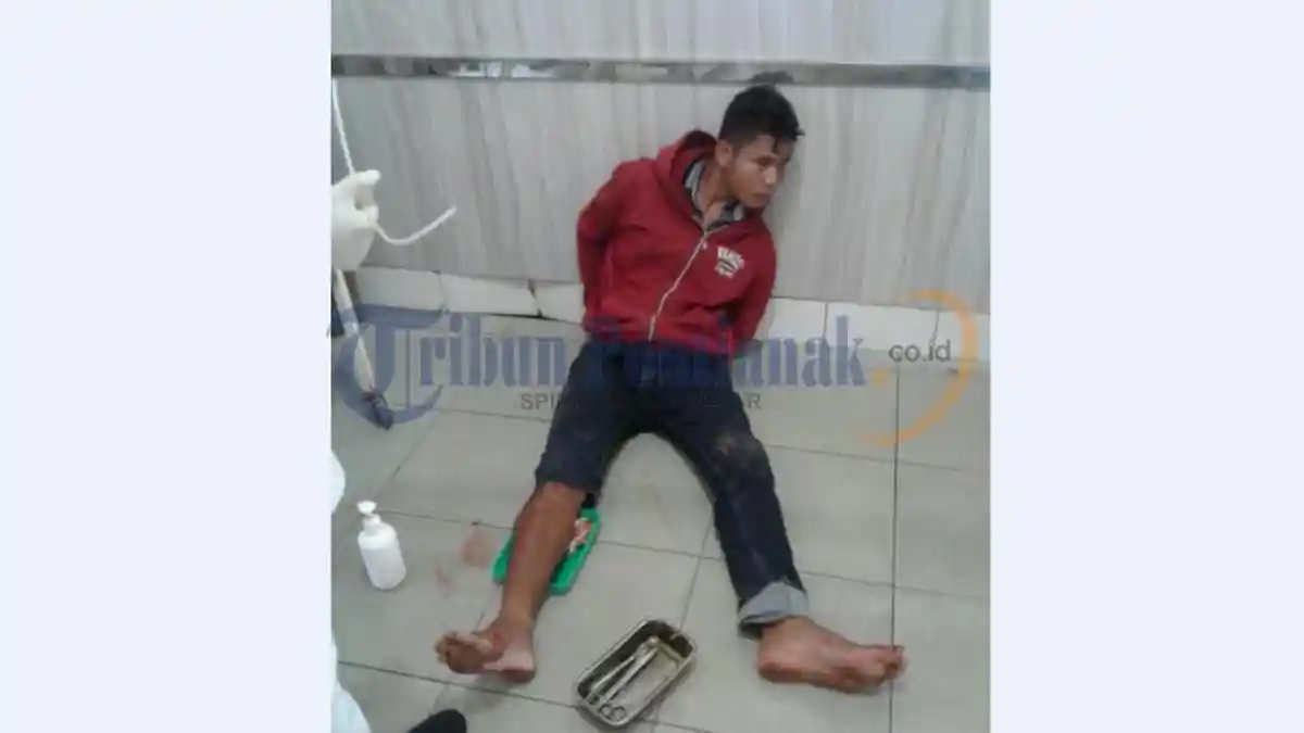 BREAKING NEWS: Tersangka Bacok Tangan Santri Hingga Hampir Putus