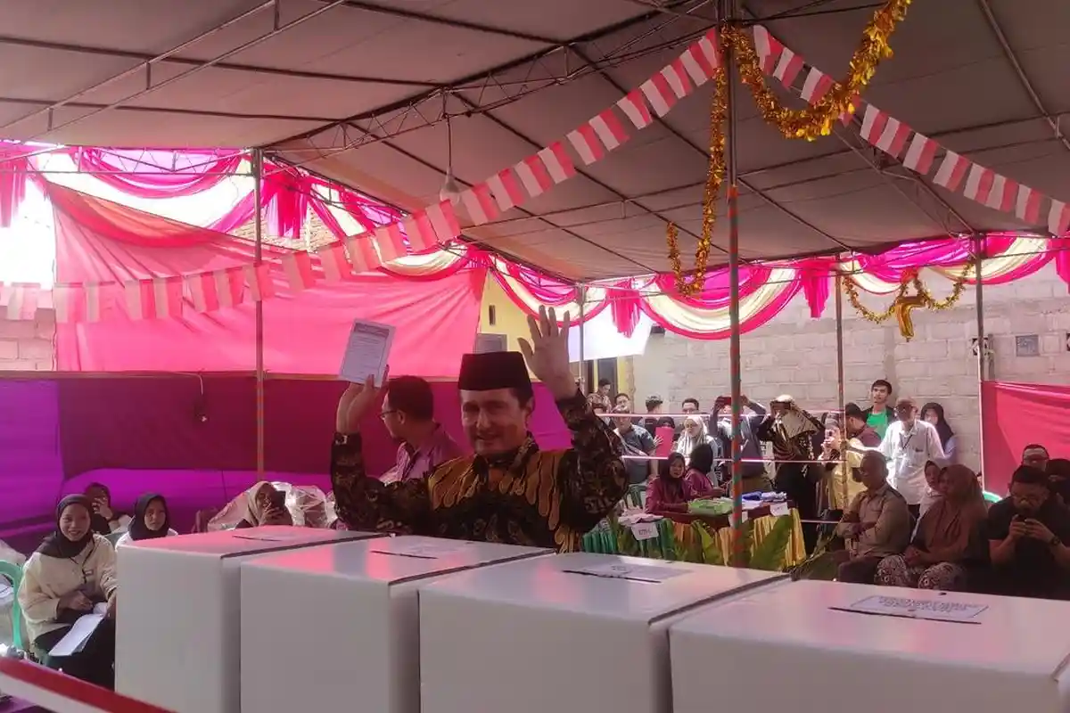 Rekap DPD RI: Eks Gubernur Gorontalo Fadel Mohammad Unggul 107 Suara di TPS 03 Moodu