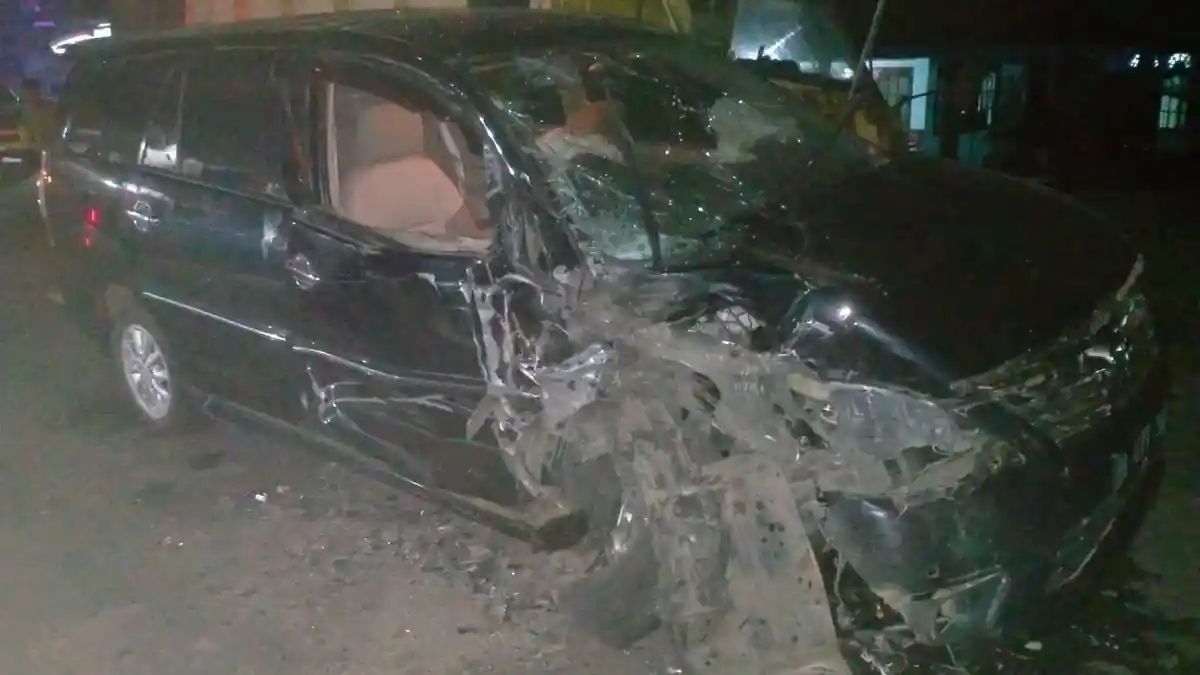 Tidak Ada Korban Jiwa dalam Kecelakaan Beruntun di Kinali Pasaman Barat, Semua Kendaraan Rusak Berat