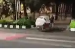 Sosok Tukang Becak di Solo Buang Sampah Resto Sembarangan saat Dini Hari, Kini Dapat Sanksi Sosial