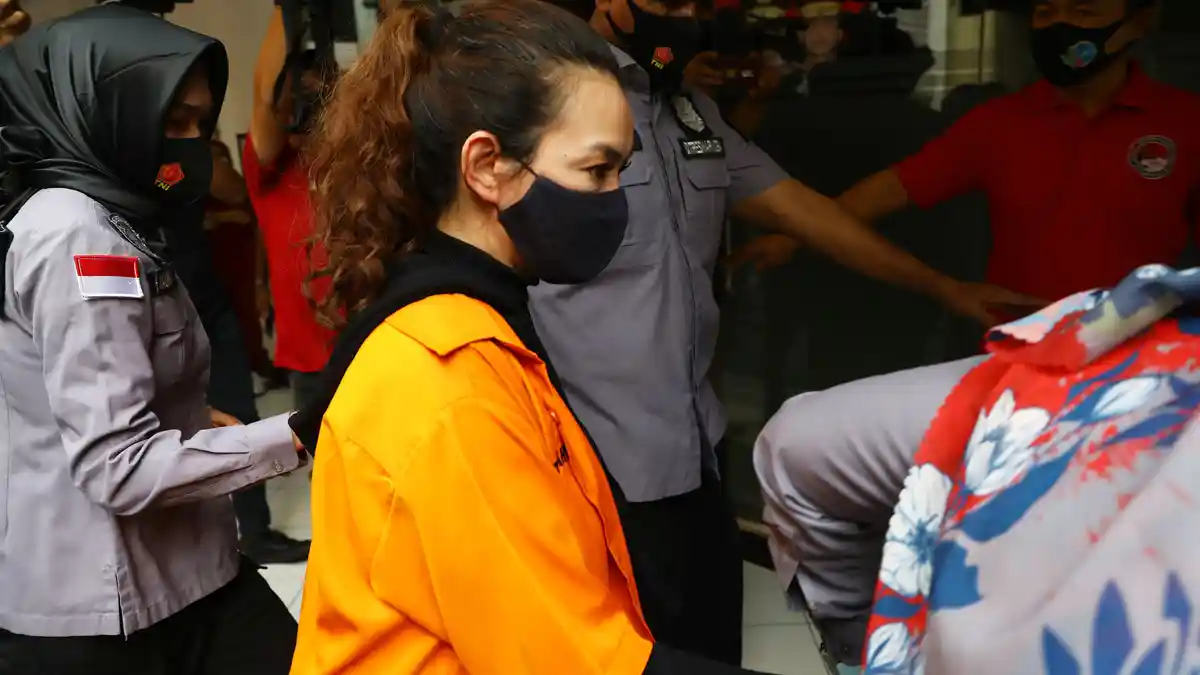 Hari Ini, Reza Artamevia Akan Jalani Sidang Pembacaan Tuntutan Usai Beberapa Kali Ditunda