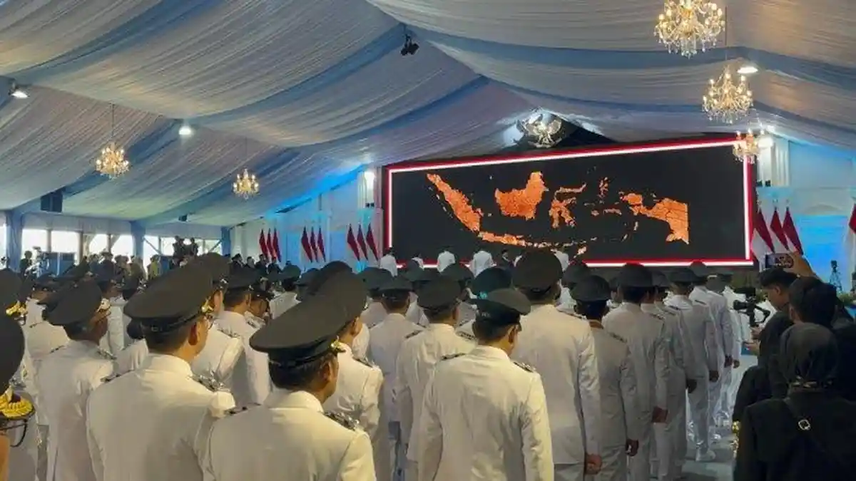 6 Fakta Pelantikan Kepala Daerah oleh Prabowo, Kirab dari Monas, 6 Perwakilan Agama jadi Simbolis