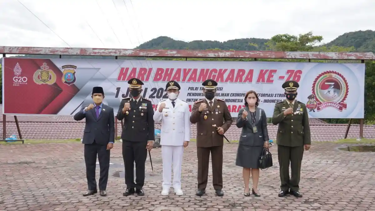 Bupati Franc Tumanggor Hadiri Perayaan HUT Ke-76 Bhayangkara di Mapolres Pakpak Bharat