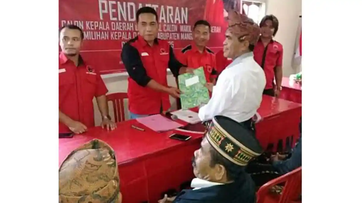 Lewat PDIP, Pensiunan ASN Manggarai Timur Maju Sebagai Balon Bupati Manggarai