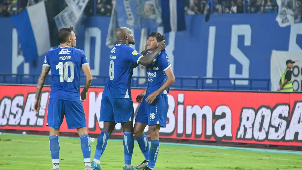 Persib Bandung Gigit Jari? 1 Bintang yang Sempat Umbar Kode Beri Bantahan, 10 Pemain Kans Hengkang
