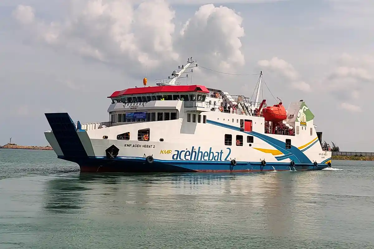 KMP Aceh Hebat 2 Berlayar Perdana dari Ulee Lheue ke Balohan, Angkut 280 Penumpang dan 28 Mobil