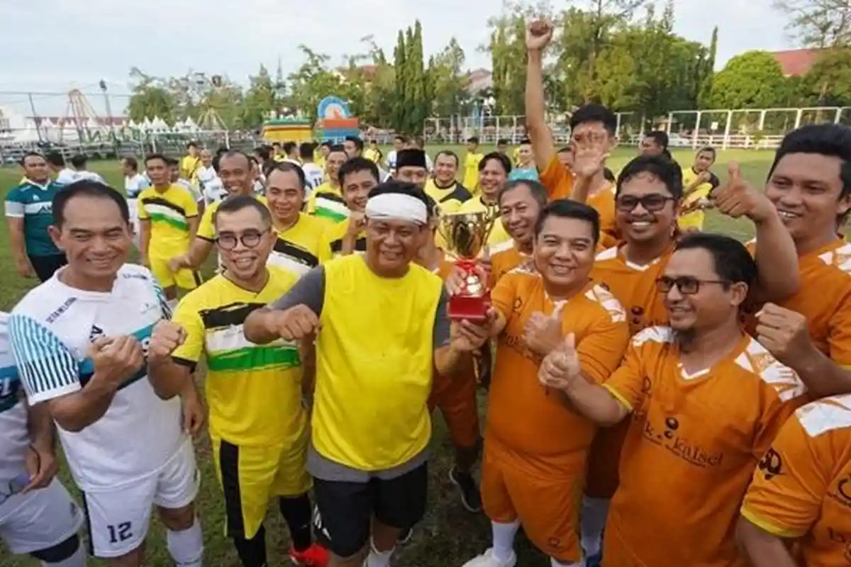 Paman Birin Jadi Bintang Lapangan di Ajang Trofeo Bank Kalsel