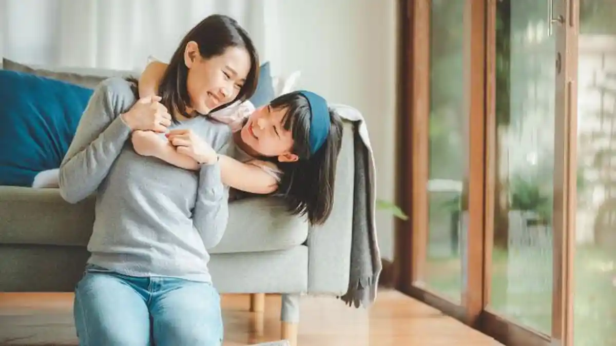 Anak Lebih Dekat dengan Pengasuh? Psikolog Sarankan Ayah dan Bunda Terapkan Hal Ini  