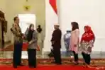 Presiden Jokowi Bertemu Siti Aisyah