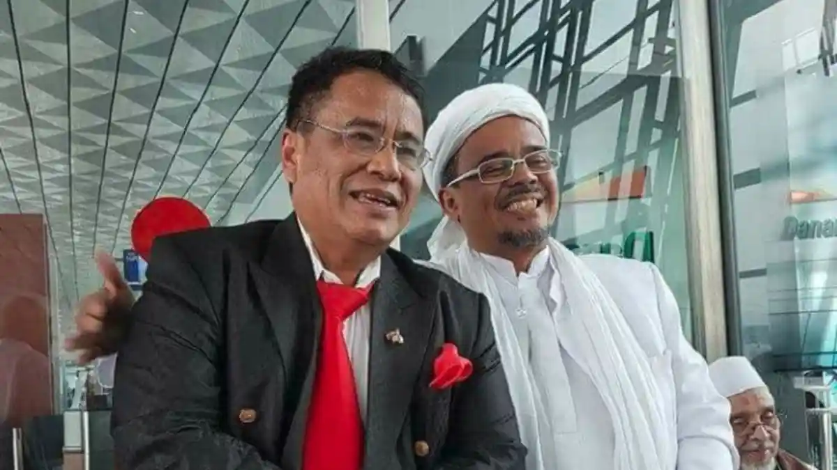 Kisah di Balik Foto Hotman dan Rizieq, Ternyata Sang Imam Besar FPI ...