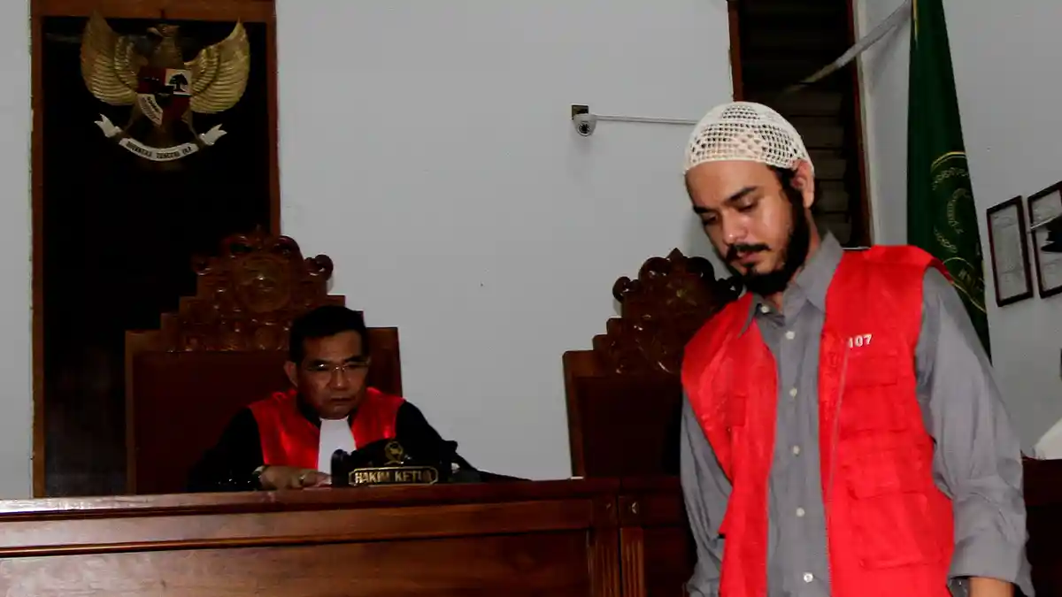 Saat Ditangkap, Dalam Tas Aktor Tukang Bubur Naik Haji Ada Satu Bungkus Sabu