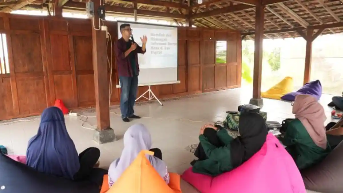 Desa Bendosari menjadi lokasi diskusi ringan berantas Hoax di Era Digital
