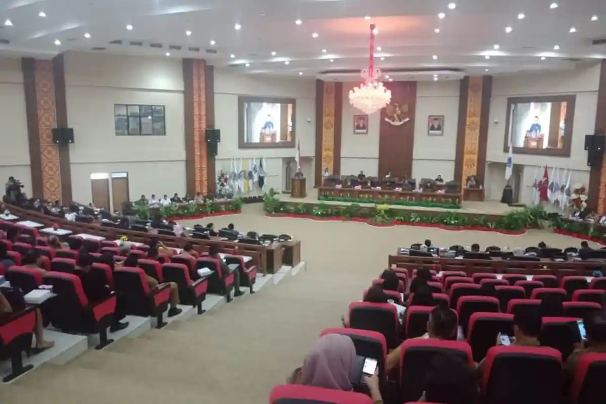 Banggar DPRD Sulut Bersama TAPD Bahas KUA-PPAS APBD Perubahan 2021