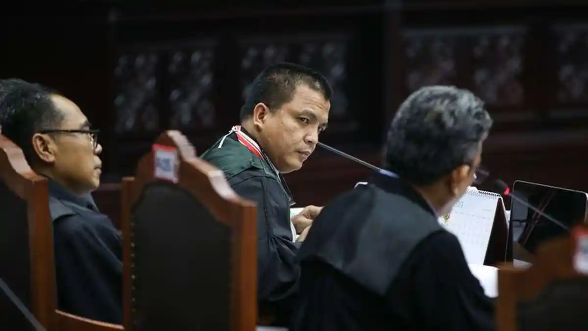 Hakim MK Sulit Terima Gugatan Pelanggaran TSM Pilpres Yang Buktinya Lemah