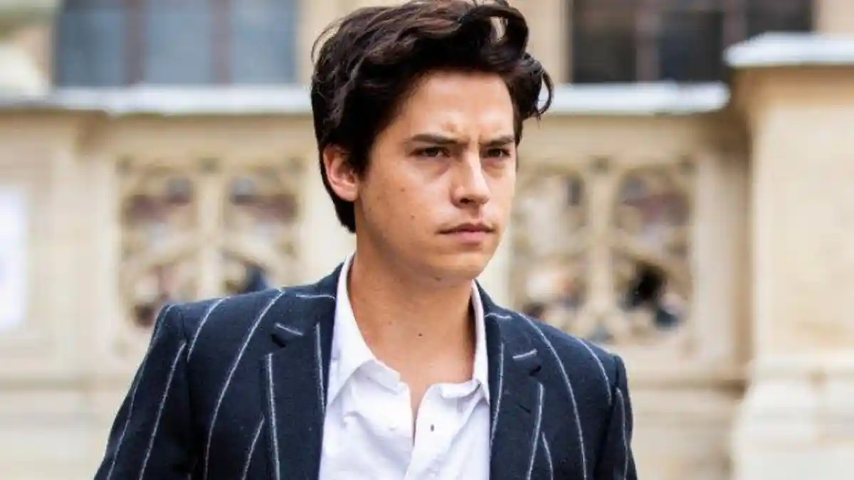 Profil Cole Sprouse, Pemeran Utama Five Feet Apart yang Dituding Lakukan Kekerasan Seksual