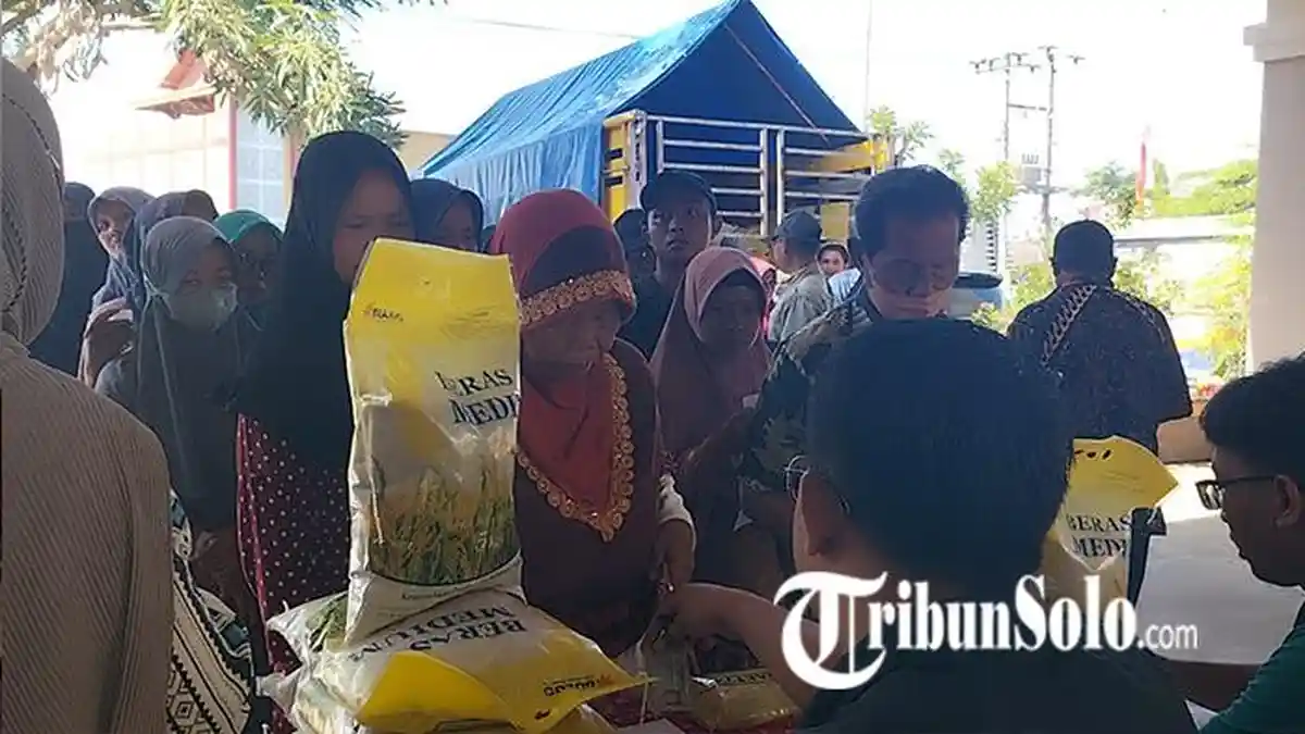 Keresahan Warga Karanganyar Sirna, Pemkab Gelar Pasar Murah : Beras Cuma Dibanderol Rp8.500/Kg