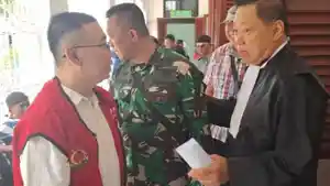 EKSEPSI-Terdakwa-Samuel-Ardi-Kristanto-usai-menjalani-Sidang-Perkara-Pengusira.jpg