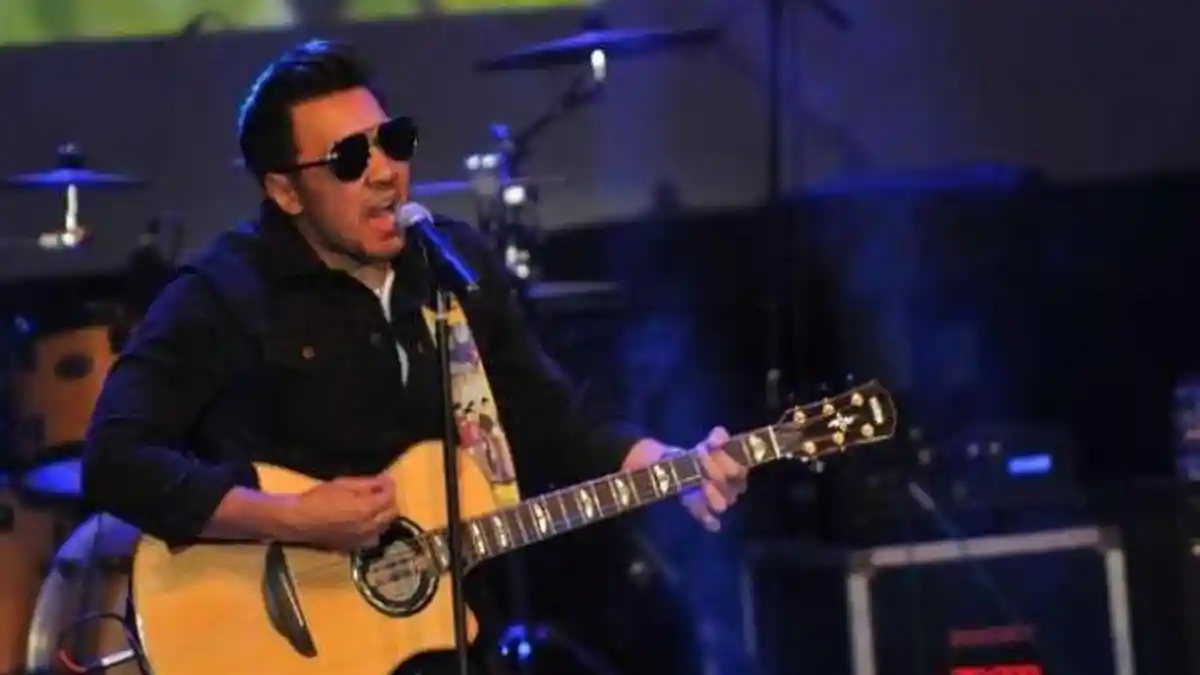 Lirik dan Chord Kunci Gitar Lagu Aku Rela dari Naif