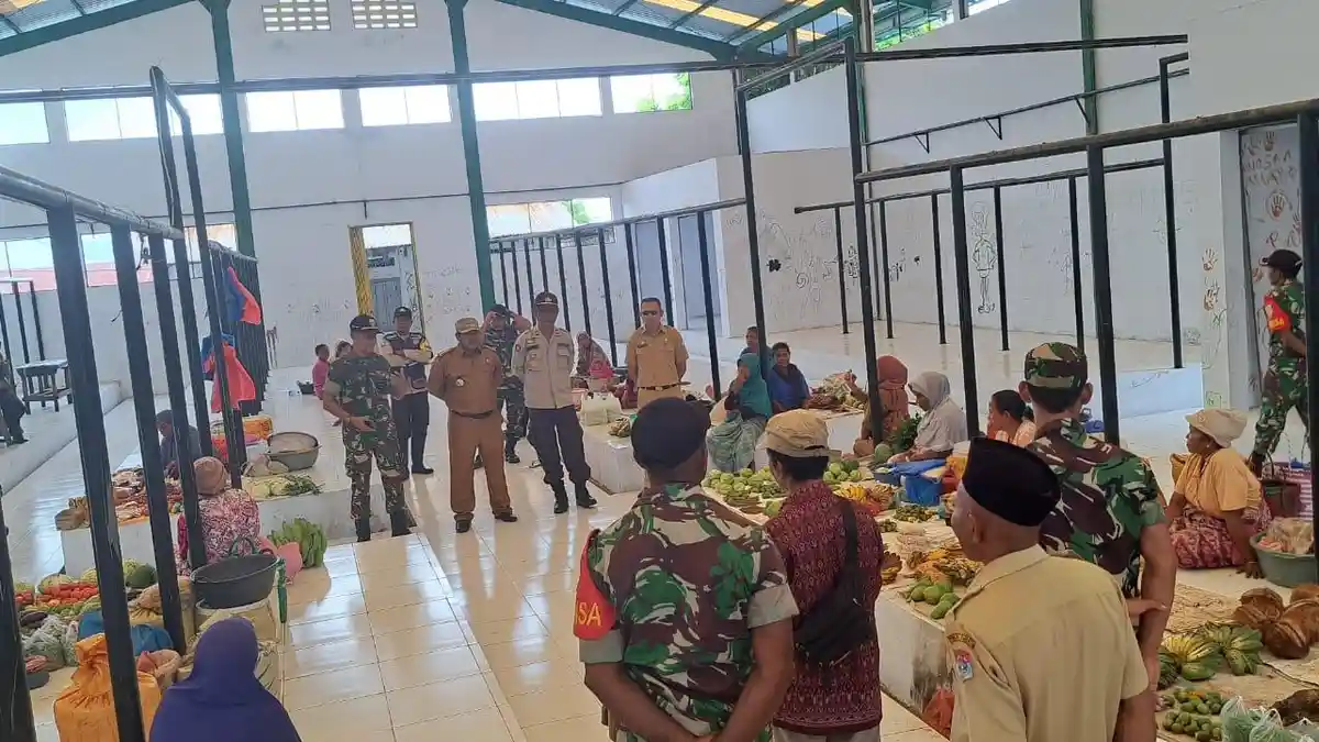 Dua Tahun Mubasir, Pasar Balauring Lembata Akhirnya Digunakan Pedagang