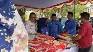 Sebanyak-7-ton-beras-disiapkan-Dinas-Ketahanan-Pangan-Sultra-di-pasar-murah-Baubau.jpg