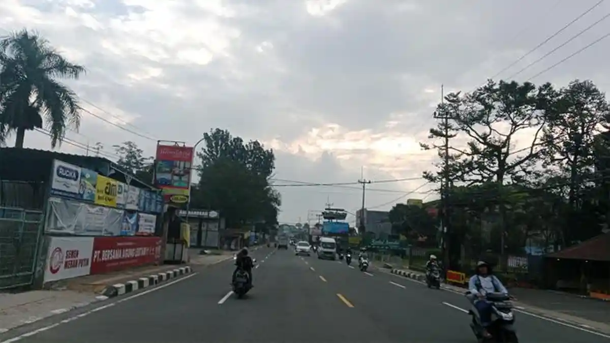 Diprediksi Arus Bakal Lancar, Besok di Jalan Raya Puncak Tak Ada One Way