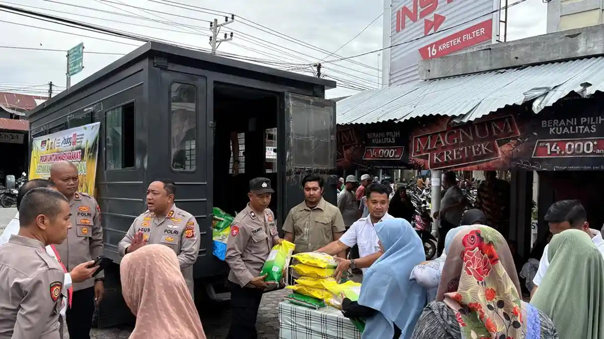 Warga Abdya Serbu Pasar Murah, Dalam 1 Jam 6 Ton Beras Habis Terjual, Pembelian Terpaksa Dibatasi