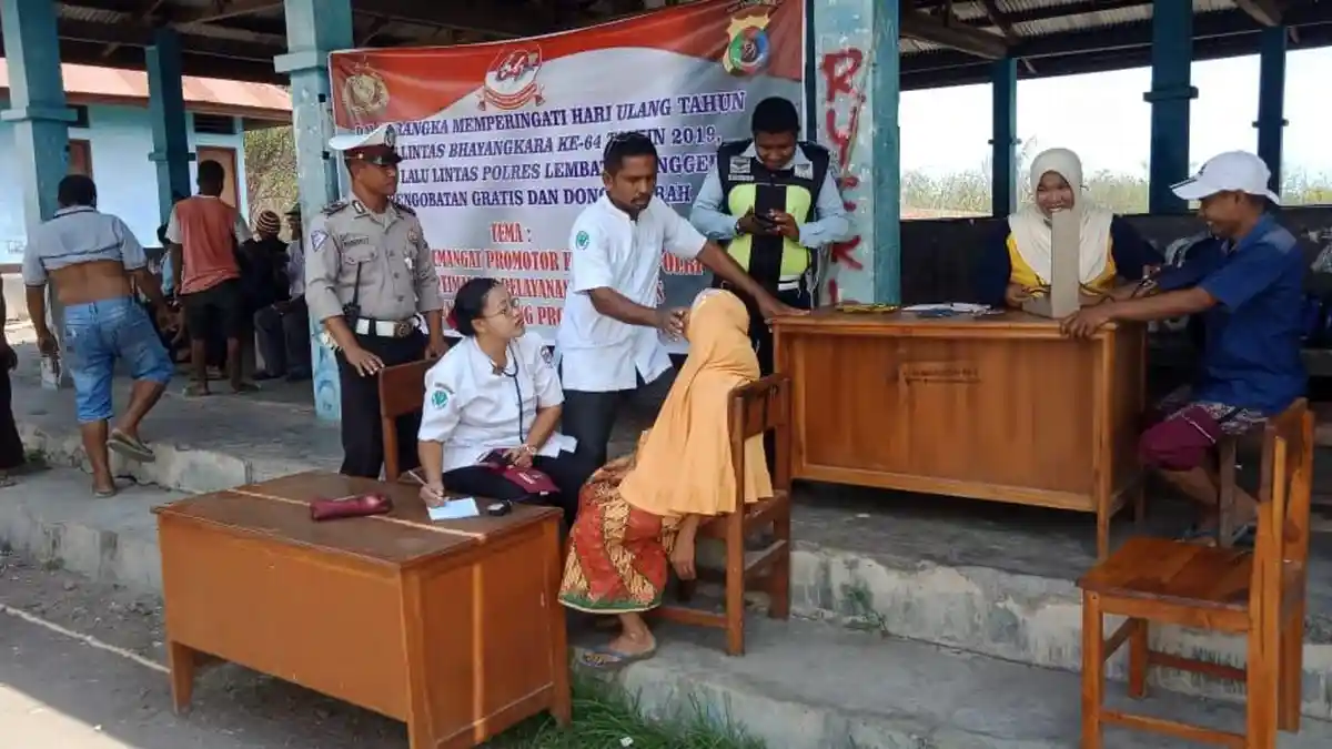 Sambut HUT Lalu Lintas Bhayangkara, Polres Lembata Adakan Bakti Sosial