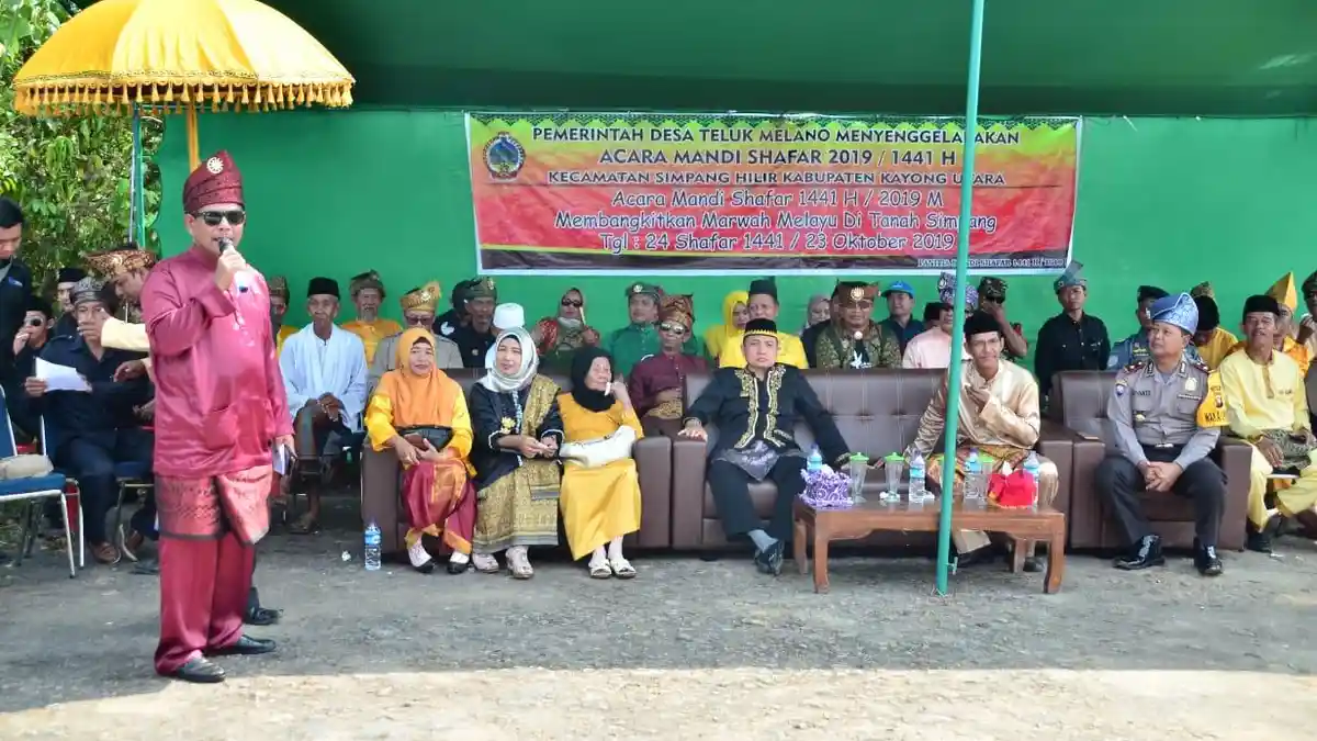Buka Ritual Mandi Safar, Bupati Citra Duani Berharap Tahun Depan Lebih Meriah
