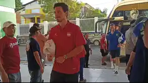 20260516-Skuad-Persib-Bandung-saat-tiba-di-Stadion-BJ-Habibie.jpg
