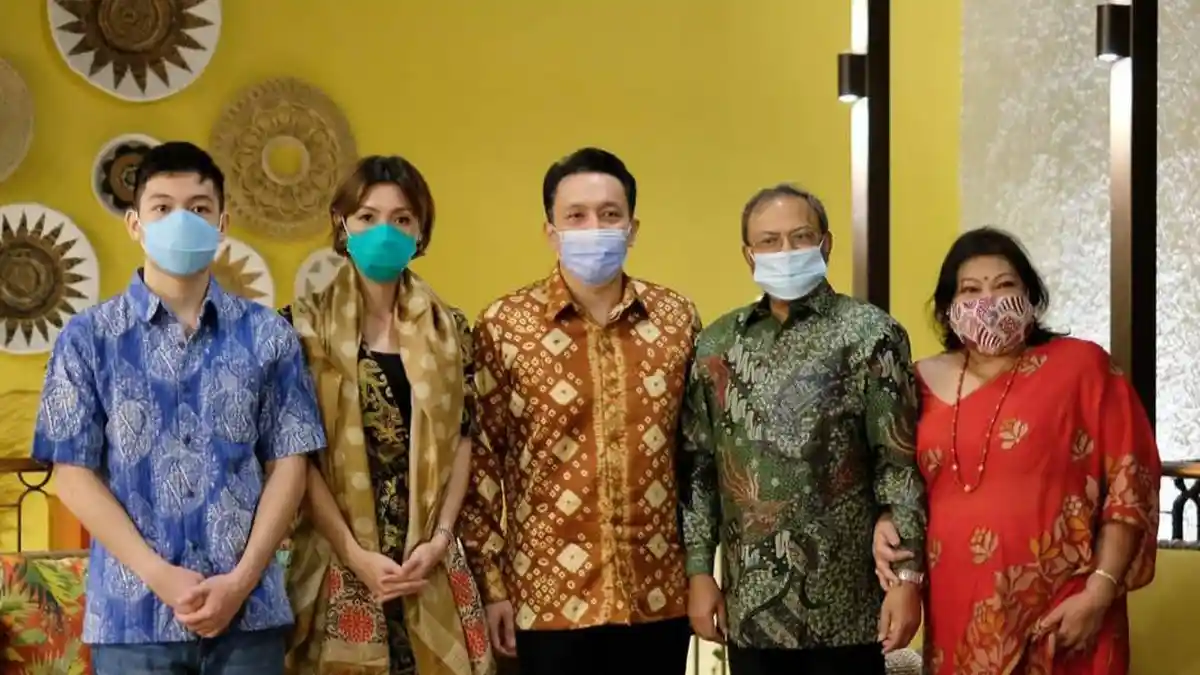 Diplomasi Durian ala Diaz Hendropriyono saat Diskusi dengan Dubes India YM Manoj