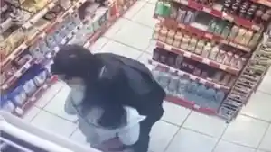 viral-rekaman-CCTV-sepasang-kekasih-berbuat-mesum-di-minimarket.jpg