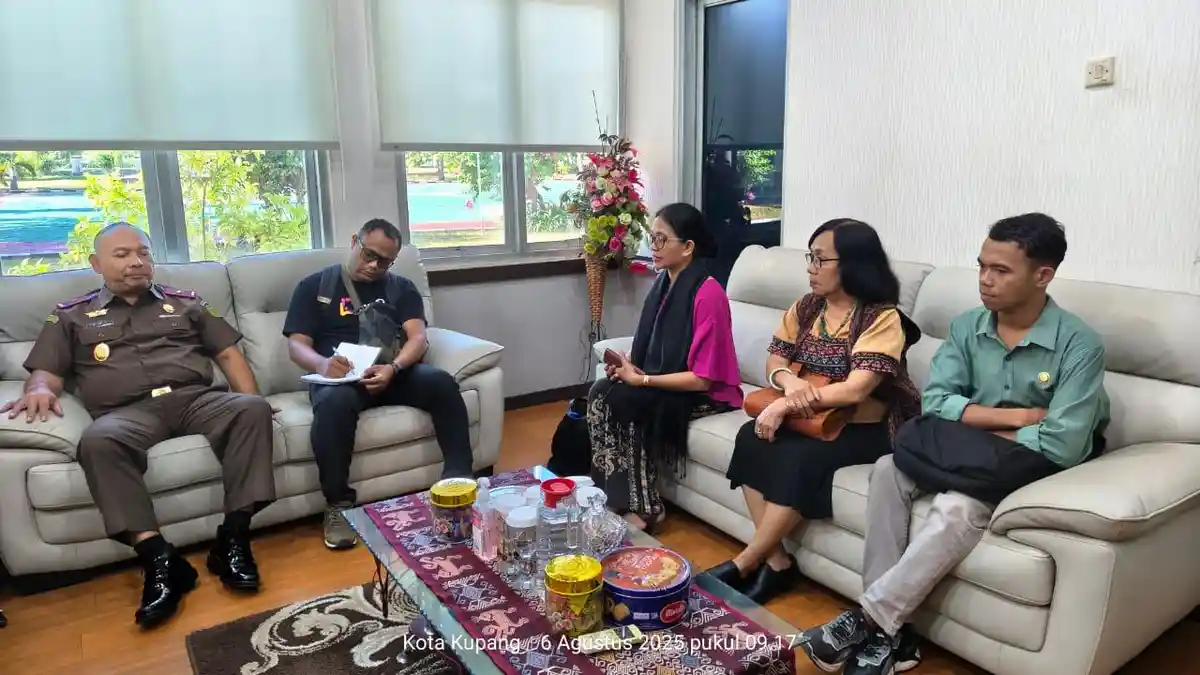Kejati NTT Prihatin, Jamin Tim JPU Siap Perang Buktikan Perbuatan Eks Kapolres Ngada