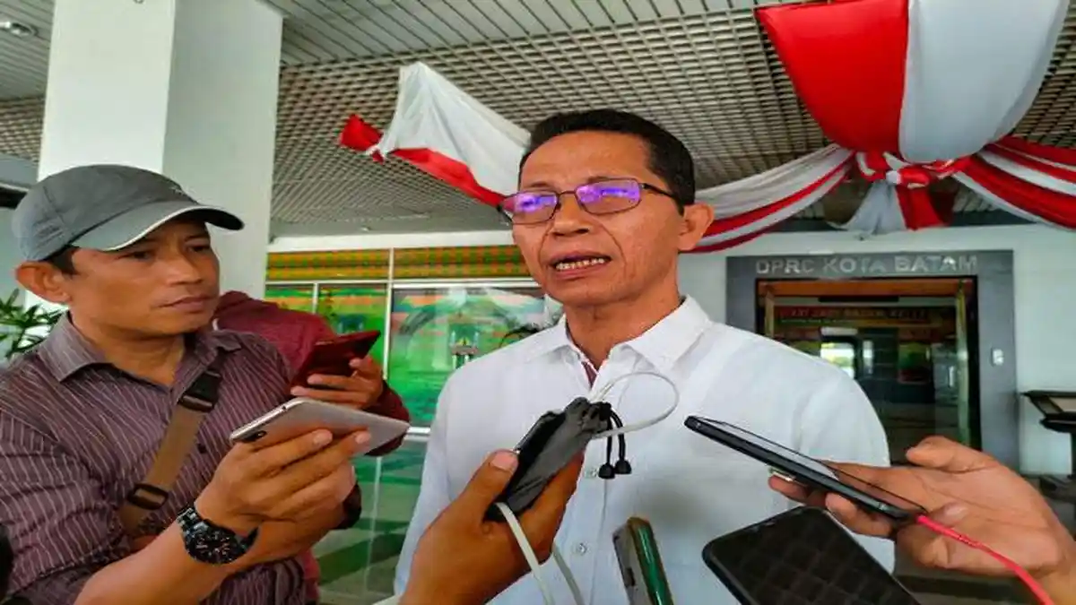 Amsakar Achmad Jawab Dukungan Masyarakat di Pilwako Batam 2024