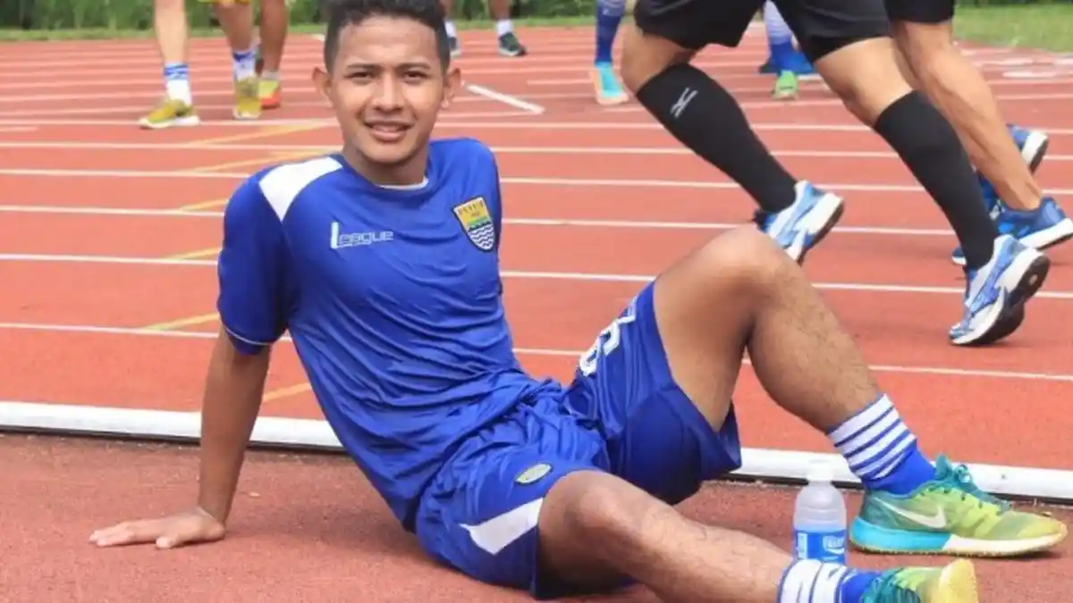 Persib Bandung dan PSIS Semarang Berebut Zola, Kakak Beckham Tak Bela Arema Liga 1 Musim 2023/2024