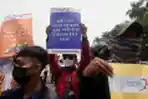 Demo Karyawan Perum Damri